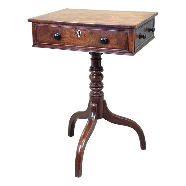 Georgian Mahogany Oblong Lamp Table