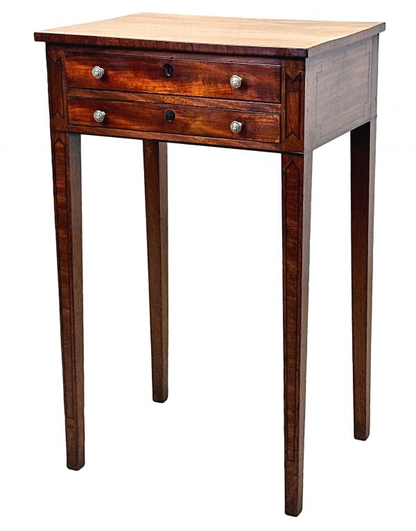 Small Georgian Mahogany Lamp Table