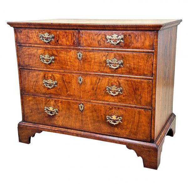 18th Century Georgian Walnut Chest Of Drawers