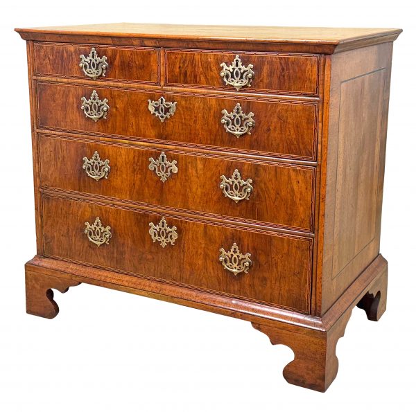 Georgian 18th Century Walnut Chest Of Drawers