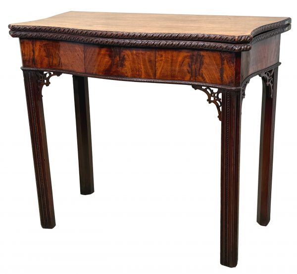 18th Century Georgian Mahogany Serpentine Tea Table