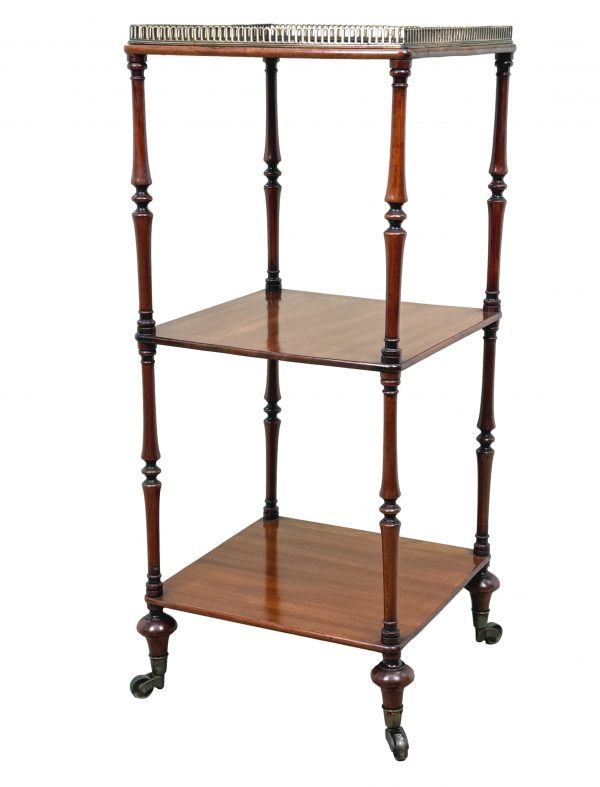 Early 19th Century Regency Mahogany Small Whatnot Étagère