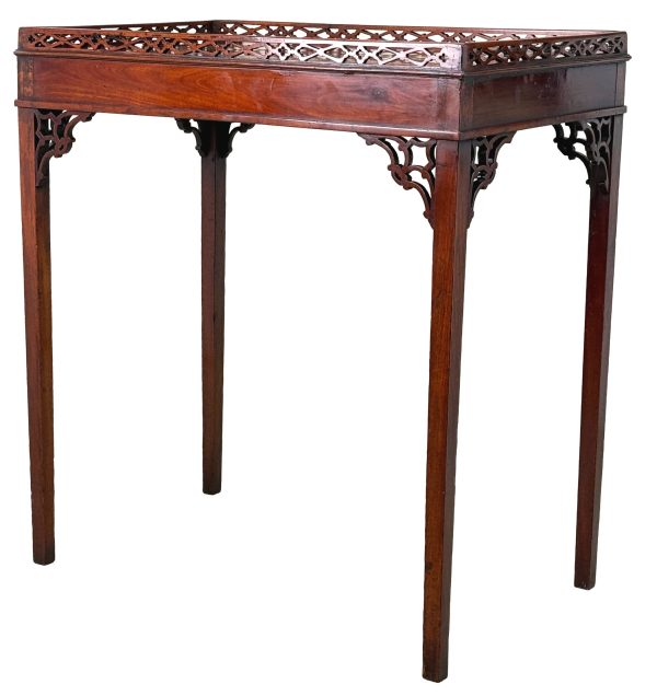 Georgian 18th Century Central Standing Mahogany Silver Table Chippendale Period